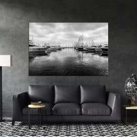 תמונת קנבס נמל היאכטות שחור לבן סלון שחור לסלון לעיצוב הבית