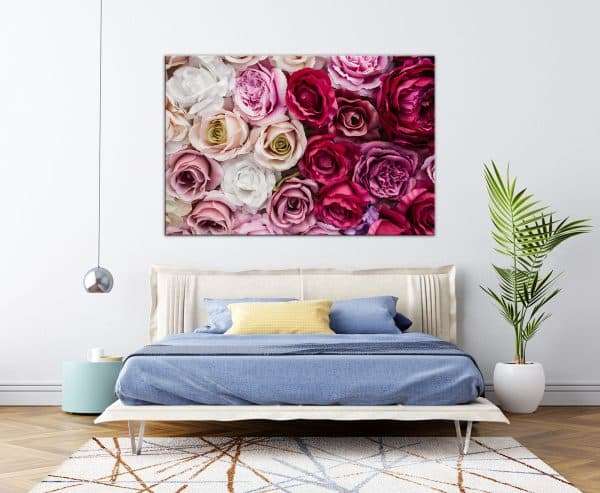 תמונת קנבס - פרחי שושנה ורדרדים לסלון לעיצוב הבית